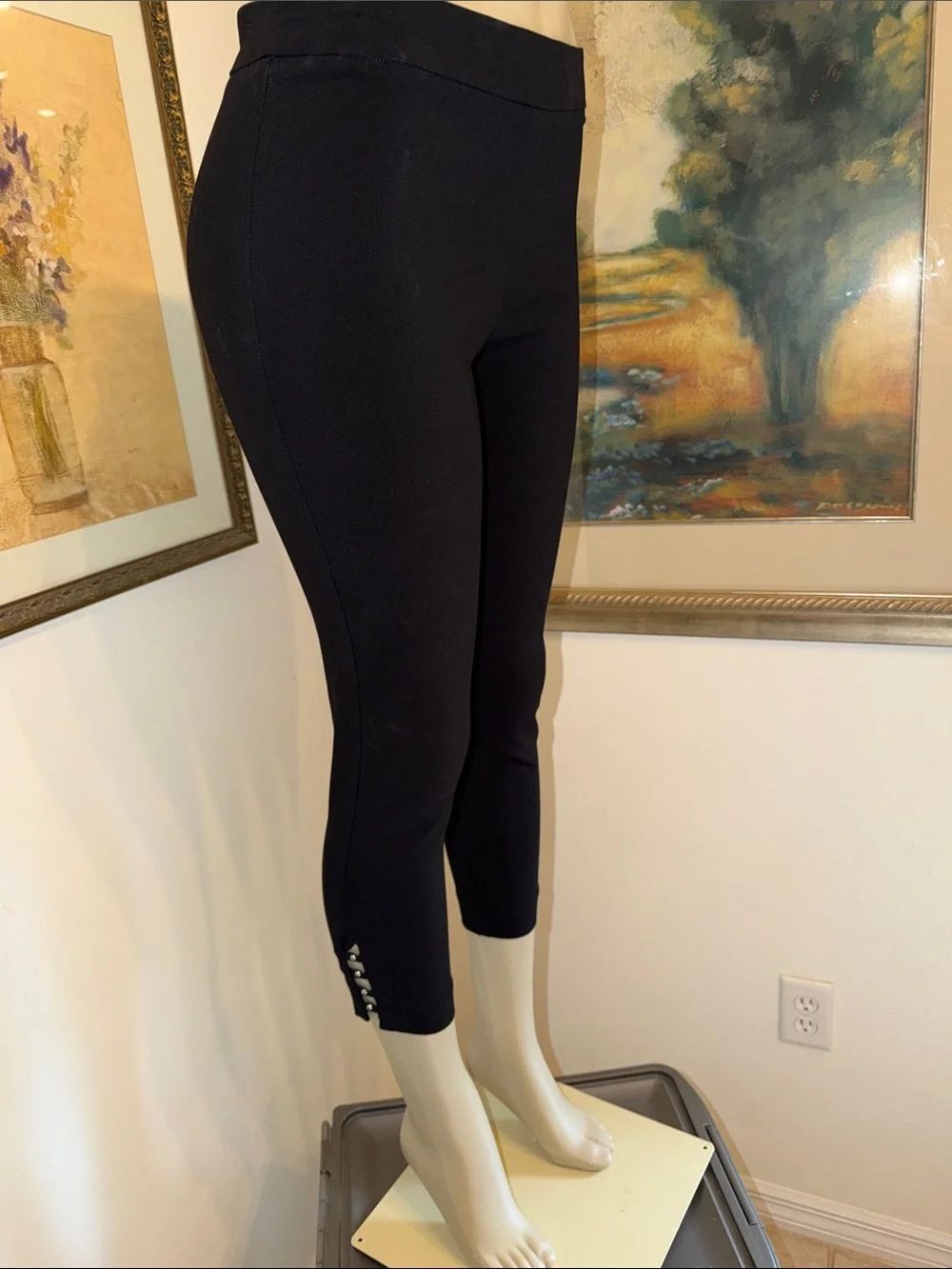 COUNTERPARTS Black Cropped Pull-On Ponte Pants w/Beaded Hem Size 4P